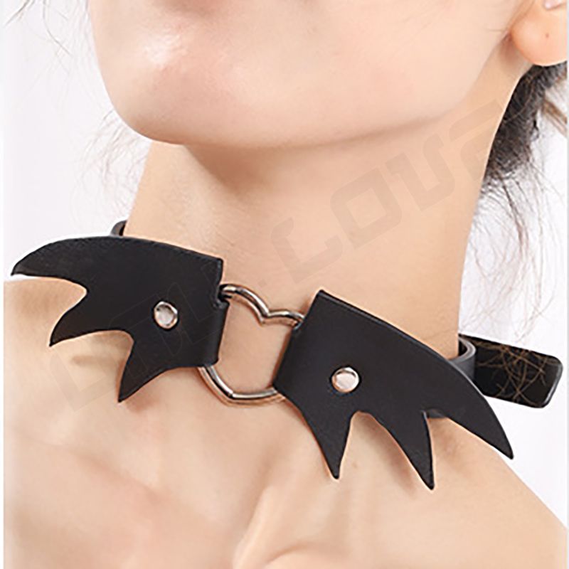 SM Products Heart Shape Gothic Style Leather Neck Collar Sex Collar For Women Leg Ring PU Necklace Choker Bondage