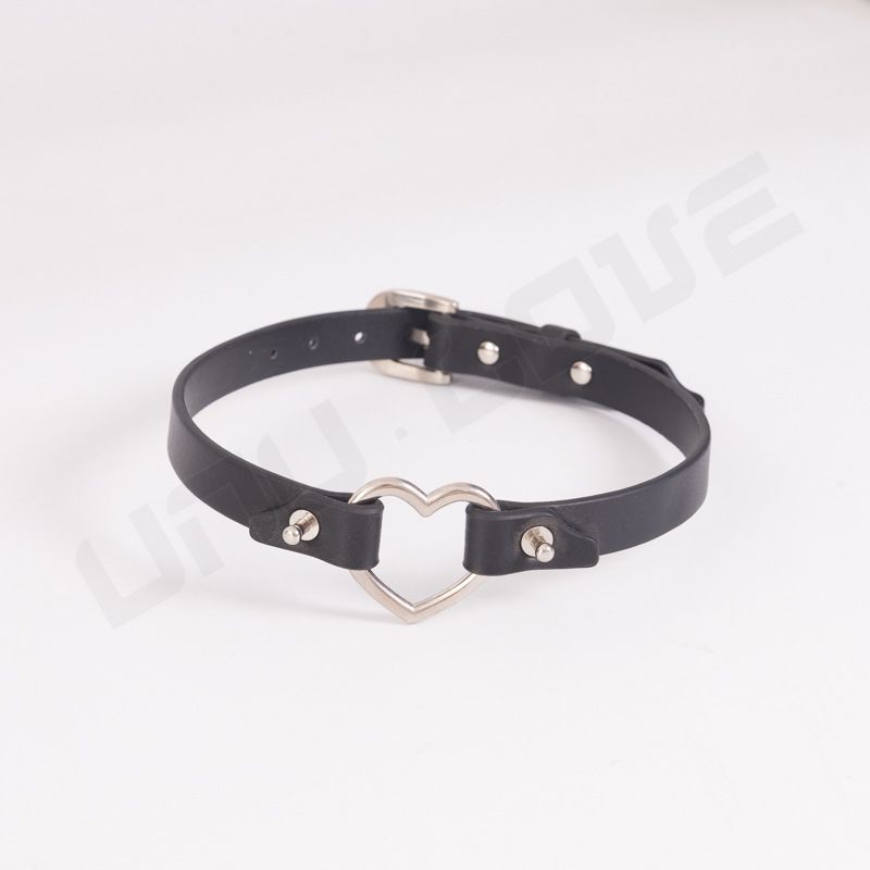 New Sm Products Heart Shape Cosplay Gothic Style Leather Neck Collar Sex Collar For Women Leg Rings BDSM